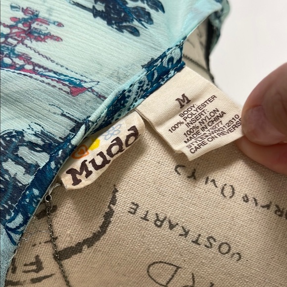 MUDD | Women’s Blue Relaxed Fit Short Sleeve Blouse Size Medium M - Picture 6 of 6